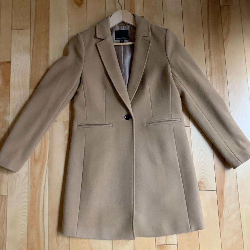 Mario Bellucci banana republic fully line wool coat